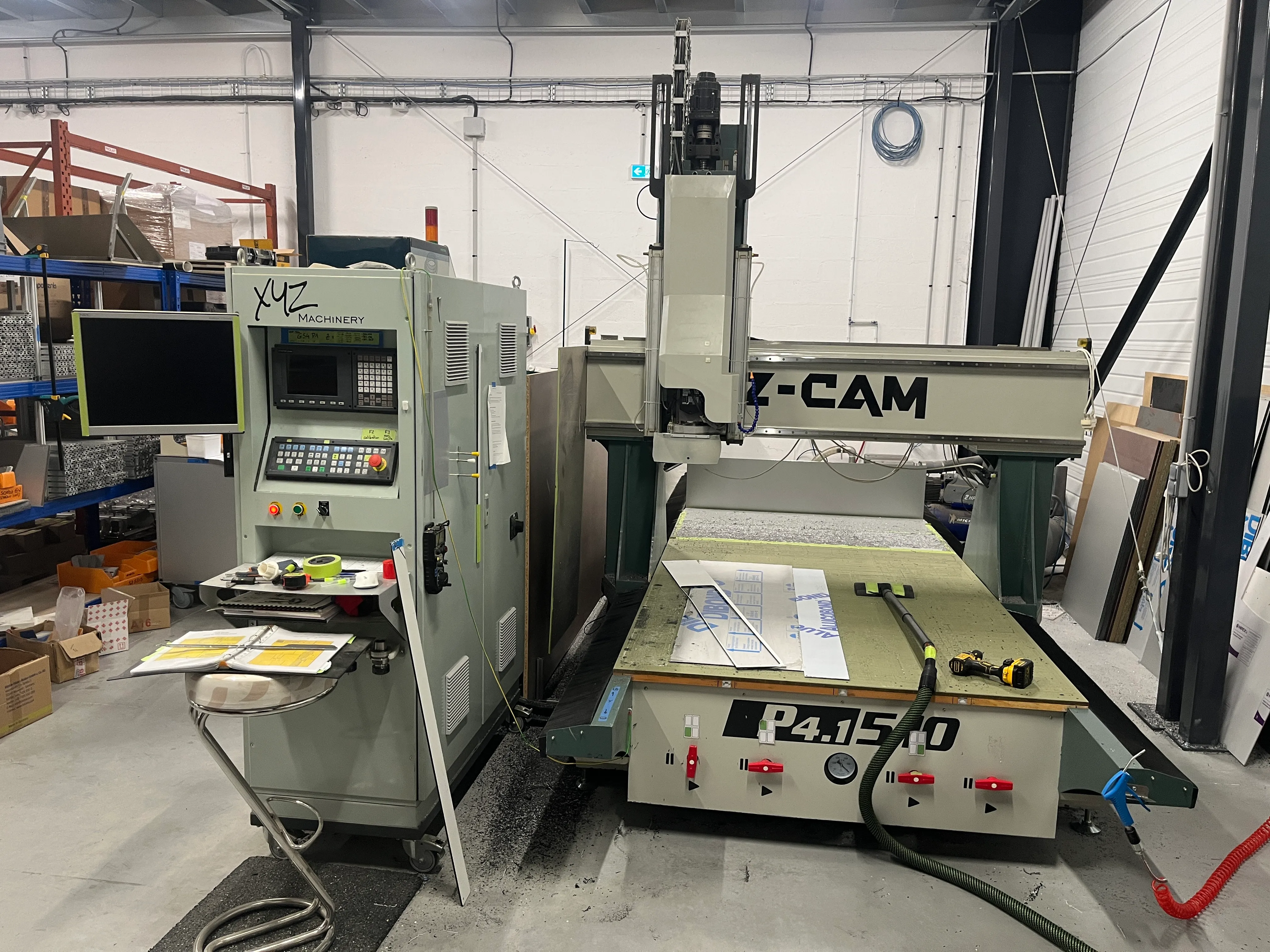 Machine à commande numérique dans l'atelier de Collégien
